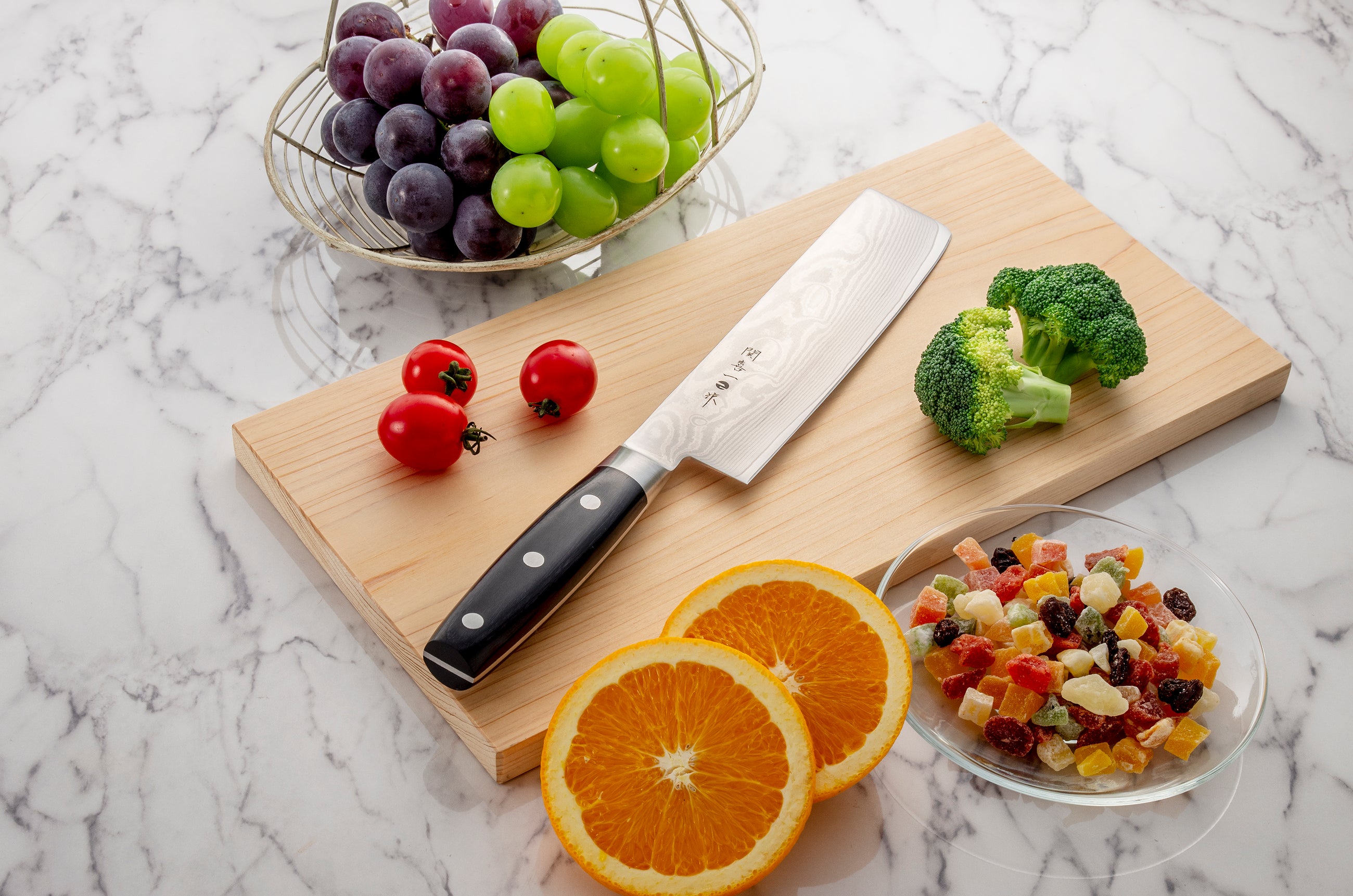 関喜一作、菜切り包丁180mm、ステンレスダマスカス鋼、芯材V金10号、積層強化木ハンドル